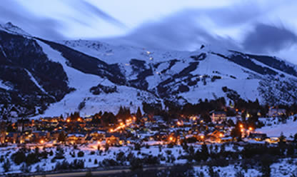 Viajes a CRUCE DE LAGOS PATAGONICOS CON SAN MARTIN DE LOS ANDES 2026 en español | Agencia de Viajes Festival